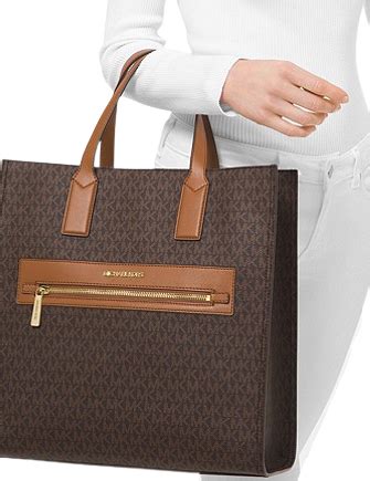 michael kors kenly large tote shoulder bag satchel|Michael Kors large signature tote.